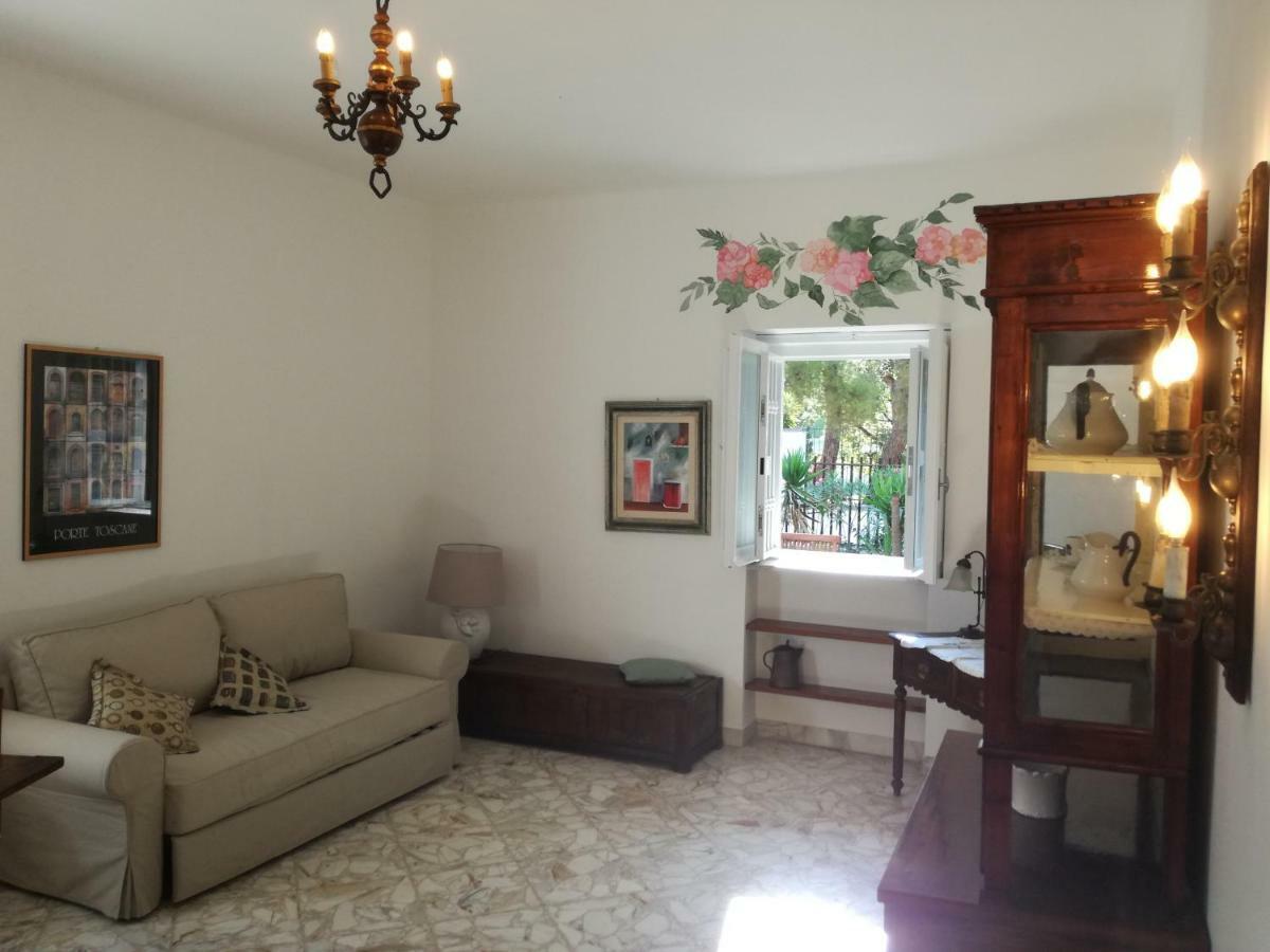 Villa Mariolina Guest House 巴里 外观 照片